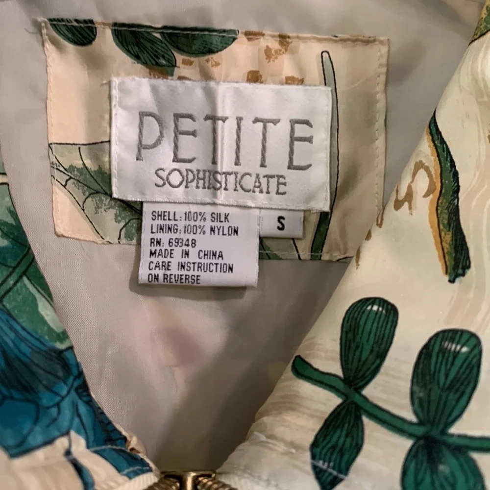 Petite Sophisticate - small, 100% silk windbreaker‎ jacket